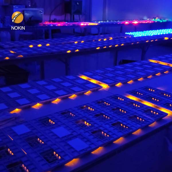 Synchronized Led Road Stud With Shank-Nokin Motorway Road Studs